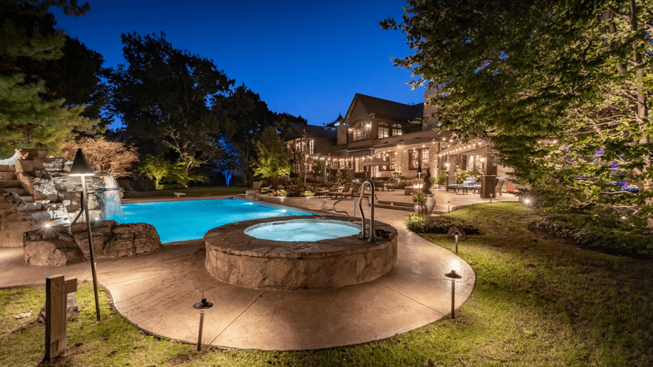 outdoor pool lighting